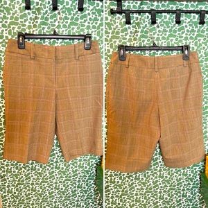 EUC Style & Co plaid shorts 🩳 Size 4,stretch. Cute business casual!